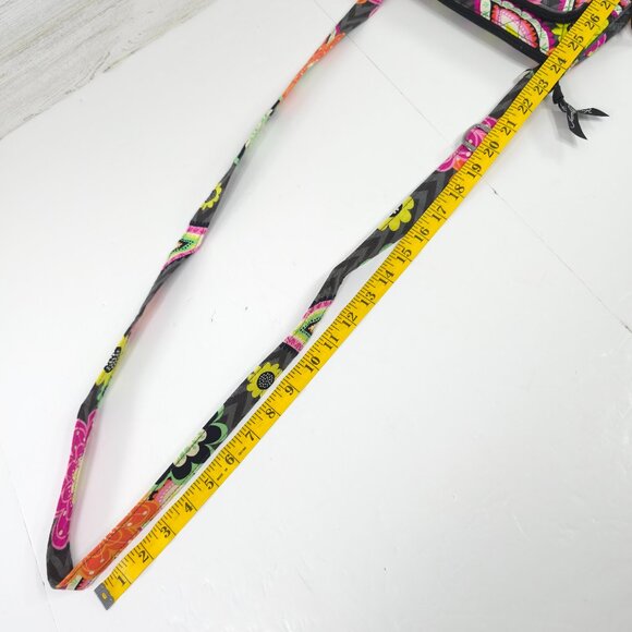 VERA BRADLEY MULTICOLOR FLORAL SMALL RECTANGLE CROSSBODY BAG LIGHTWEIGHT *EUC*.. - Picture 15 of 16